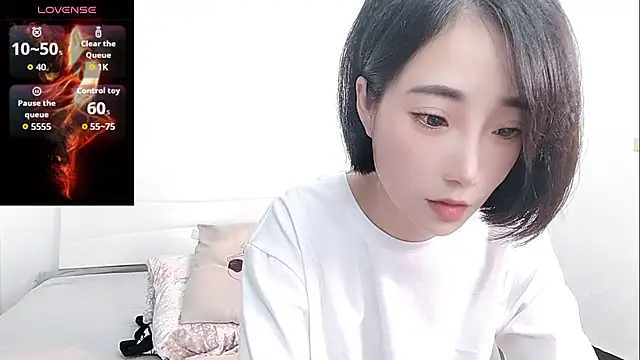 YIWA-2000 online show from May 18, 2026, 3:57 am