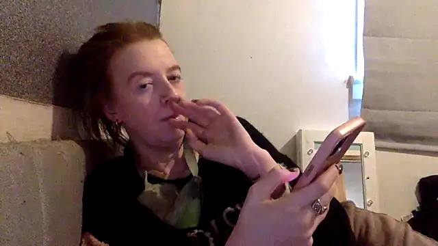 Bellababexox online show from April 24, 2026, 3:14 pm