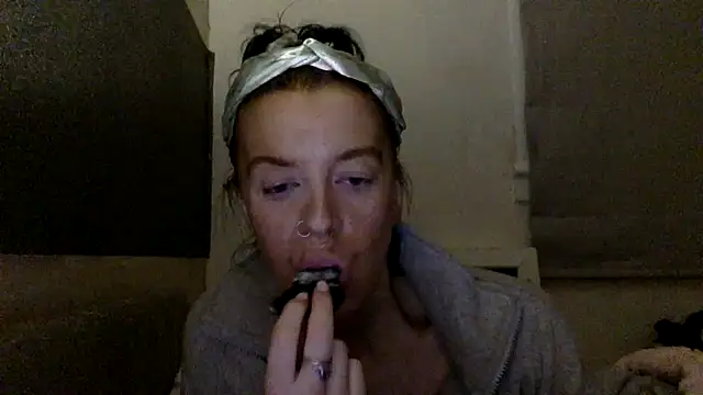 Bellababexox online show from July 12, 2026, 2:57 am