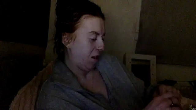 Bellababexox online show from August 2, 2026, 4:00 am
