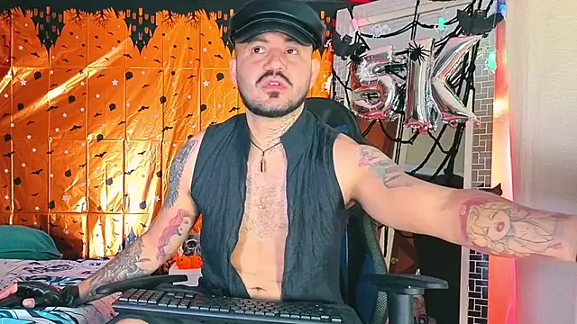 Snapshot of AlphaDrip chatting on October 23, 2025, 12:26 pm AlphaDrip online show from October 23, 2025, 12:26 pm