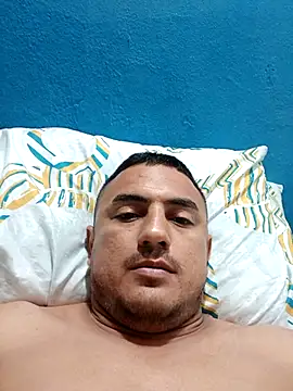 Geral Yeraldyn09 online show from September 23, 2025, 10:18 am