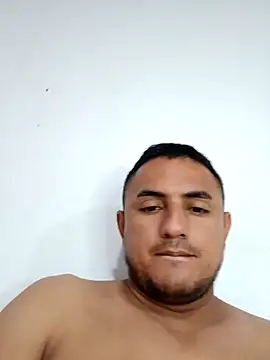 Snapshot of Geral_Yeraldyn09 chatting on October 30, 2025, 1:29 am Geral Yeraldyn09 online show from October 30, 2025, 1:29 am