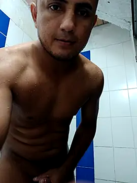 Snapshot of Geral_Yeraldyn09 chatting on November 14, 2025, 5:00 pm Geral Yeraldyn09 online show from November 14, 2025, 5:00 pm