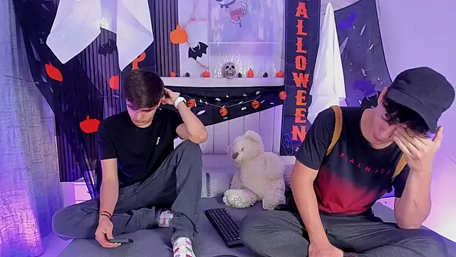 Snapshot of sweet_petter chatting on October 25, 2025, 12:56 pm sweet petter online show from October 25, 2025, 12:56 pm