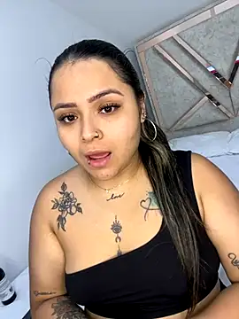 Snapshot of ashley-swift- chatting on September 13, 2025, 6:46 am ashley-swift- online show from September 13, 2025, 6:46 am