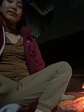 Huong-Ly online show from March 15, 2026, 8:42 am