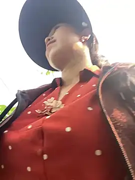 Huong-Ly online show from March 26, 2026, 7:58 am