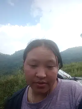 Snapshot of MuiNay chatting on September 15, 2025, 9:20 am MuiNay online show from September 15, 2025, 9:20 am