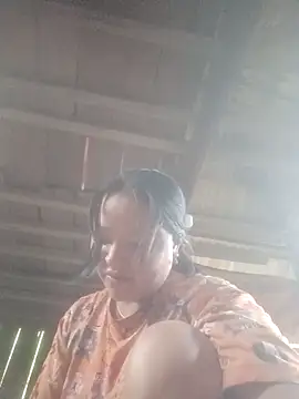 Snapshot of MuiNay chatting on September 16, 2025, 12:44 am MuiNay online show from September 16, 2025, 12:44 am