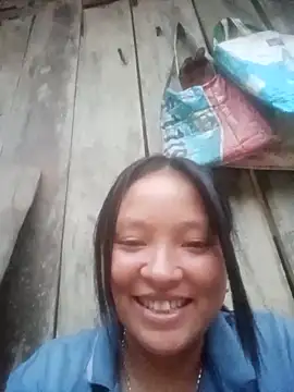 Snapshot of MuiNay chatting on September 21, 2025, 11:01 am MuiNay online show from September 21, 2025, 11:01 am