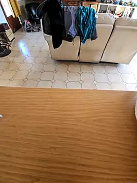 Stingles online show from October 12, 2025, 9:19 am