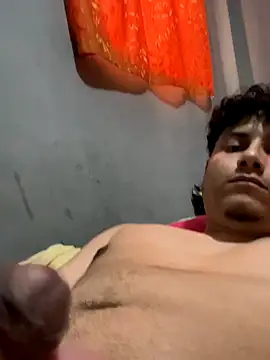 Aaron--GG online show from October 20, 2025, 8:42 pm