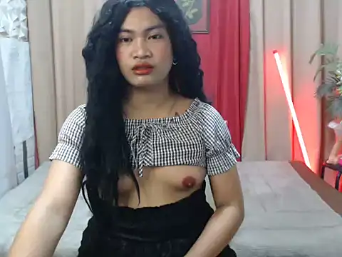 Snapshot of miss_laila_ chatting on October 11, 2025, 9:52 am miss laila online show from October 11, 2025, 9:52 am