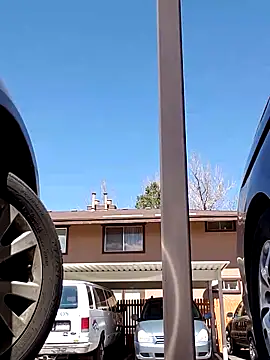 pareja-40-20 online show from April 7, 2026, 7:14 pm