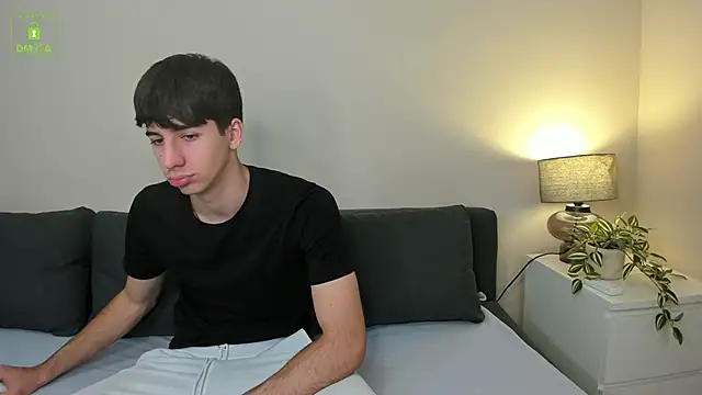 Snapshot of Quentin_Blake chatting on November 2, 2025, 6:27 am Quentin Blake online show from November 2, 2025, 6:27 am