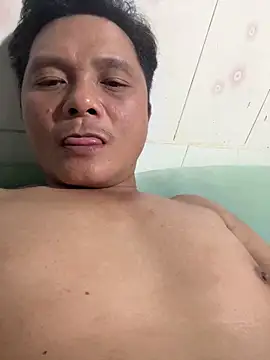 hotboy2x online show from April 23, 2026, 12:15 pm