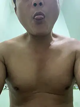 hotboy2x online show from April 30, 2026, 10:36 pm