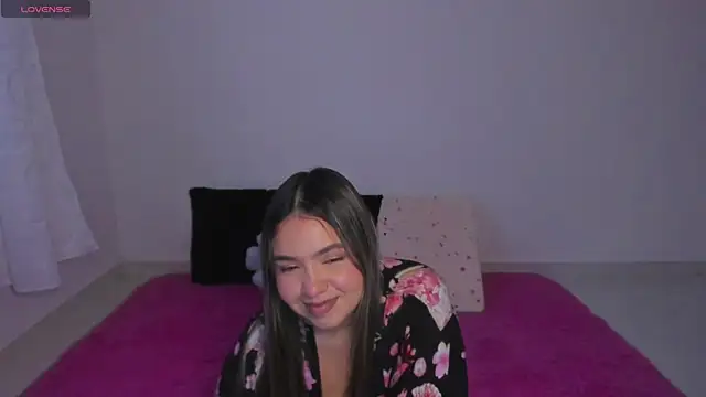 Snapshot of Alana_Banana_ chatting on November 11, 2025, 10:43 pm Alana Banana online show from November 11, 2025, 10:43 pm