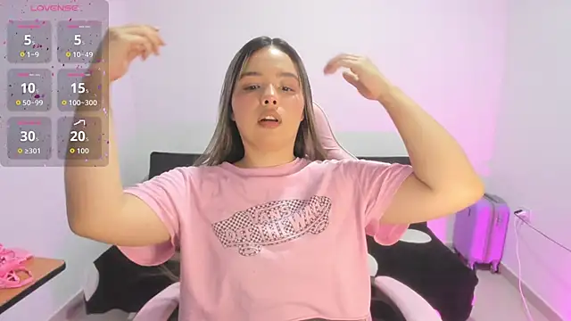 Snapshot of Alana_Banana_ chatting on November 26, 2025, 11:17 pm Alana Banana online show from November 26, 2025, 11:17 pm