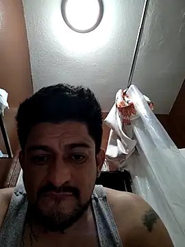 titolovemilfs online show from December 17, 2025, 7:58 am