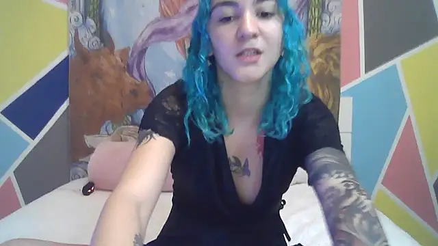 peetitefairy online show from October 7, 2025, 4:31 am