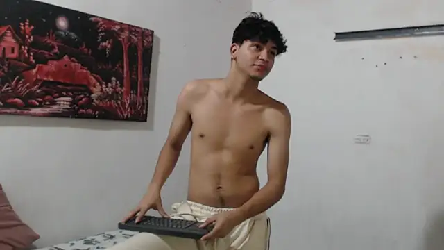 alice julls online show from October 3, 2025, 6:38 pm