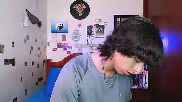 Snapshot of DannyPhantom555 chatting on March 15, 2026, 6:47 pm DannyPhantom555 online show from March 15, 2026, 6:47 pm