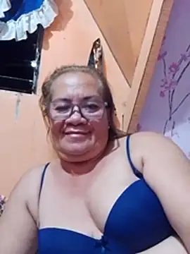 vickyhot1966 online show from August 5, 2026, 1:36 pm