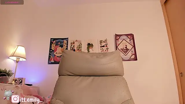 emily uwu0 online show from March 20, 2026, 12:26 am