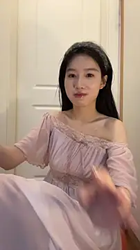 xixi gougou online show from December 15, 2025, 2:32 pm