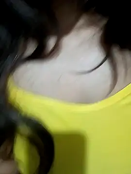 Hott Muskan online show from December 2, 2025, 6:58 pm