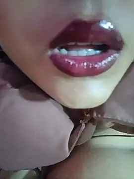 Hott Muskan online show from June 6, 2026, 11:04 am