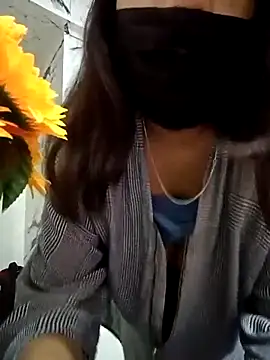 Snapshot of Hott_Muskan chatting on July 27, 2026, 6:59 pm Hott Muskan online show from July 27, 2026, 6:59 pm