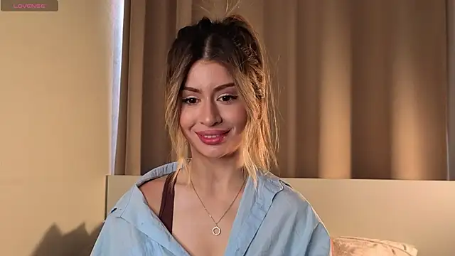 GeorginaHarn online show from September 25, 2025, 8:18 am