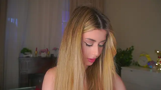 GeorginaHarn online show from April 24, 2026, 9:34 am