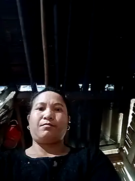 Love-Mama33 online show from November 14, 2025, 1:04 am