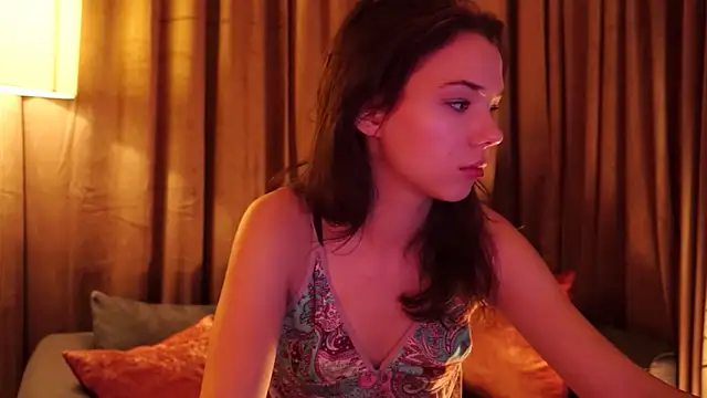 Snapshot of TakeUrPill chatting on November 17, 2025, 9:31 pm TakeUrPill online show from November 17, 2025, 9:31 pm