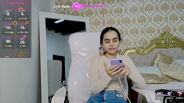 Snapshot of JessB_ chatting on September 20, 2025, 7:04 pm JessB online show from September 20, 2025, 7:04 pm