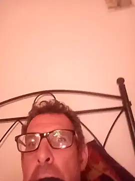 gigolobcn online show from March 12, 2026, 6:36 pm