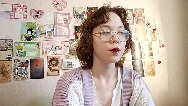 Snapshot of Ieadership chatting on September 18, 2025, 1:13 pm Ieadership online show from September 18, 2025, 1:13 pm