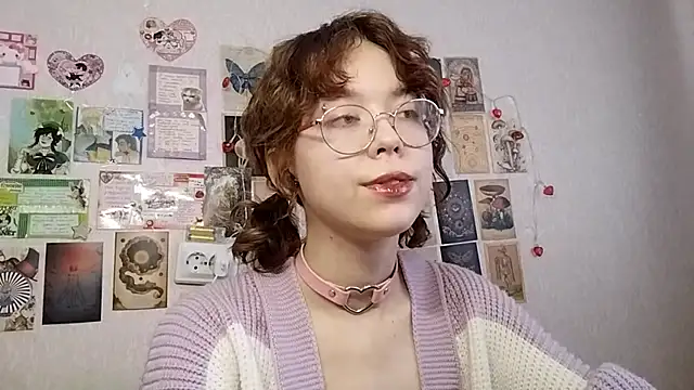 Snapshot of Ieadership chatting on October 3, 2025, 10:12 am Ieadership online show from October 3, 2025, 10:12 am