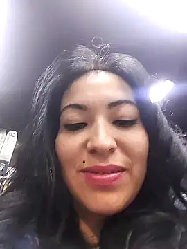 Snapshot of angelicroose2 chatting on October 4, 2025, 9:46 pm angelicroose2 online show from October 4, 2025, 9:46 pm