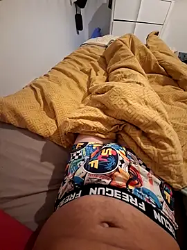 Snapshot of Yoaannn chatting on October 12, 2025, 8:46 am Yoaannn online show from October 12, 2025, 8:46 am