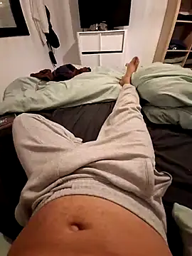 Snapshot of Yoaannn chatting on October 30, 2025, 3:57 pm Yoaannn online show from October 30, 2025, 3:57 pm