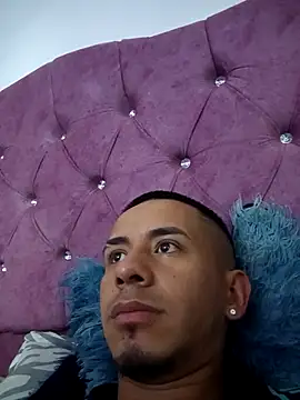 luffyandboahancock online show from February 8, 2026, 3:32 am