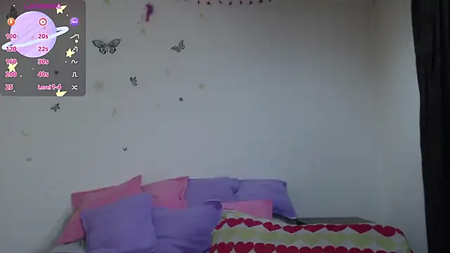 Snapshot of evangeline_lover chatting on October 16, 2025, 12:06 pm evangeline lover online show from October 16, 2025, 12:06 pm