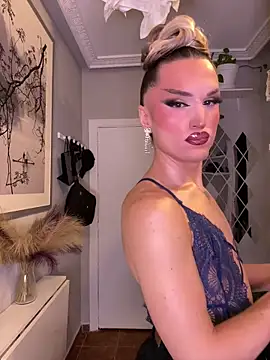 lacattiva online show from October 1, 2025, 7:31 pm