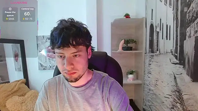 Jacob   wolf online show from September 12, 2025, 2:17 pm