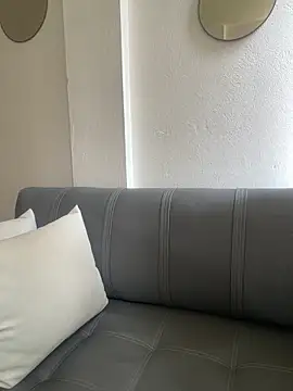 Snapshot of Zara_Bel chatting on October 4, 2025, 6:17 pm Zara Bel online show from October 4, 2025, 6:17 pm